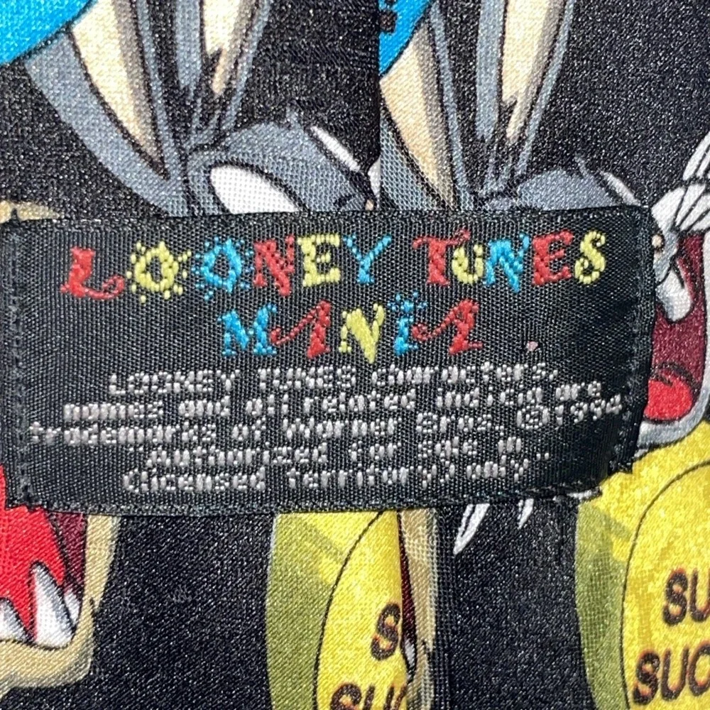 Looney Tunes Mania Tie |‎ 1994 Conversation Hearts Valentine's Day on Black Tie